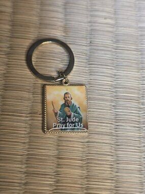 St. Jude Gold Tone Keychain Religious Catholic Patron Saint Pray for Us Keyring